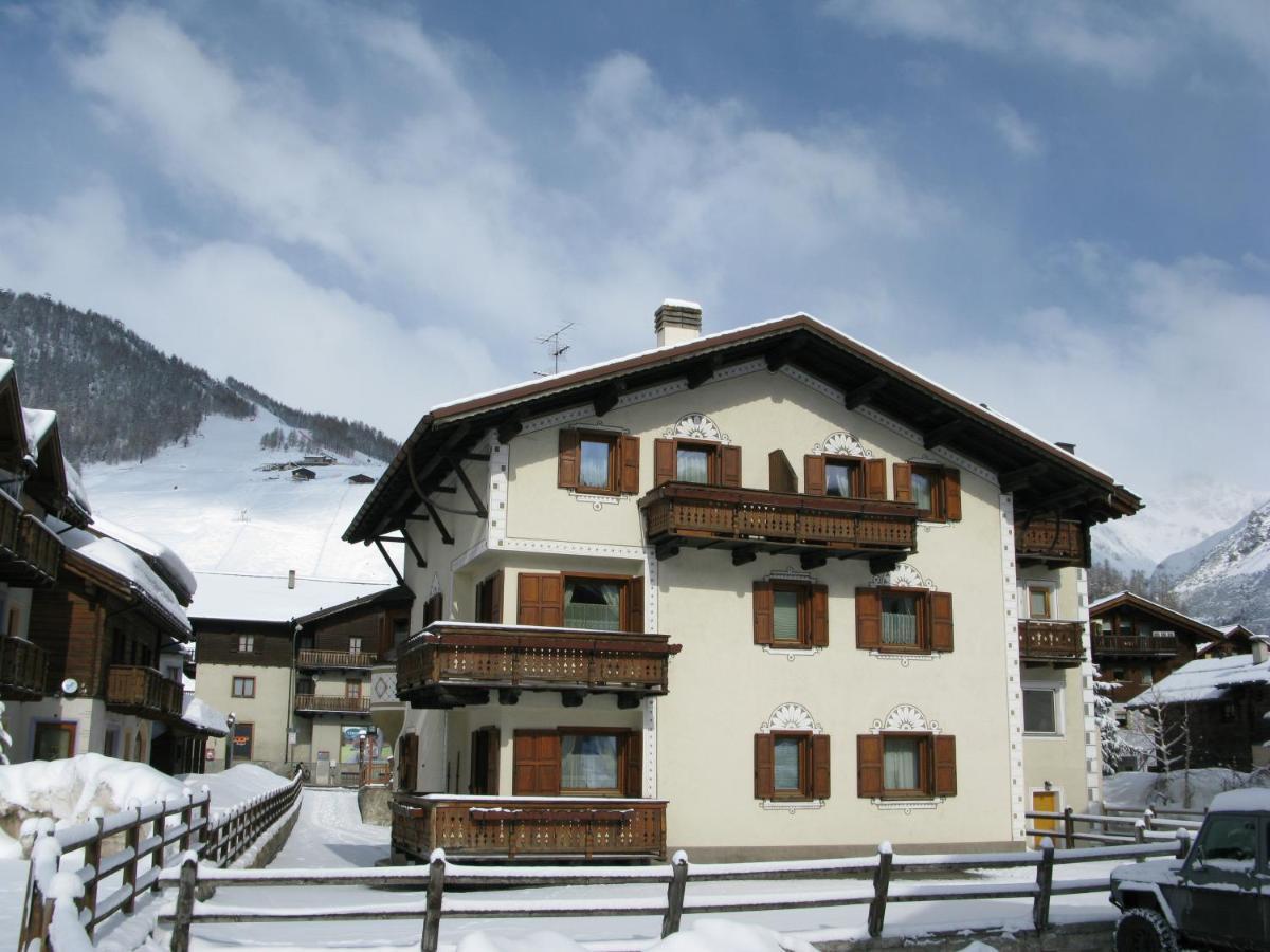Residence L'Arcobi Livigno Kültér fotó