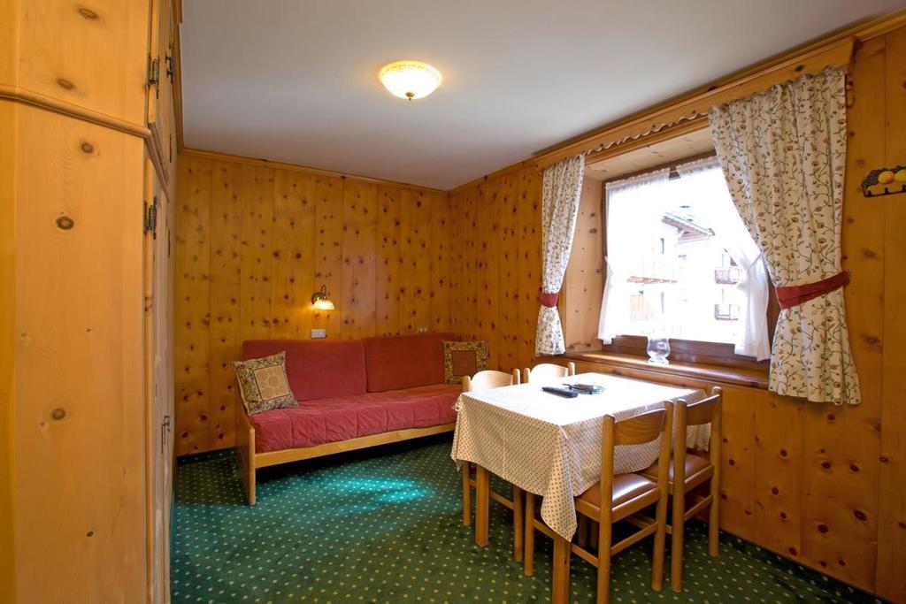 Residence L'Arcobi Livigno Kültér fotó